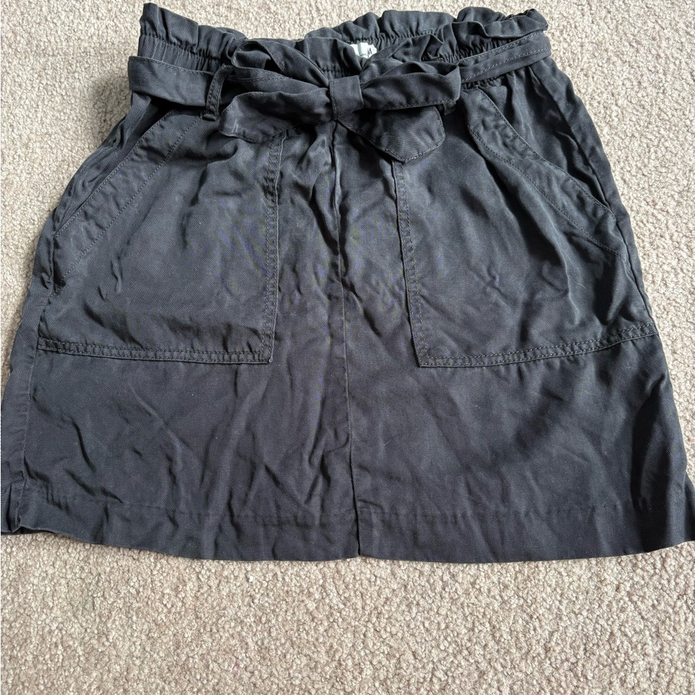 H&M Black Mini Skirt with Bow Detail